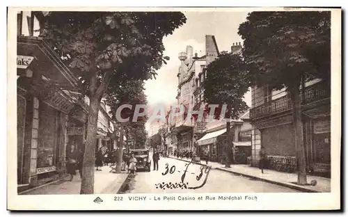 Cartes postales Vichy Le Petit Casino et Rue Marechal foch