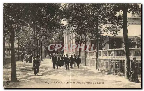 Ansichtskarte AK Vichy Allee du Parc a l Entree du Casino