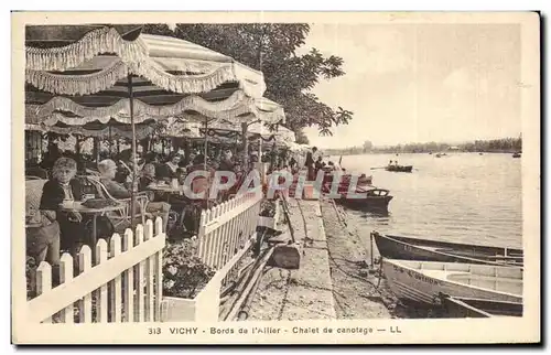 Ansichtskarte AK Vichy Bords de l Allier Chalet de canotage