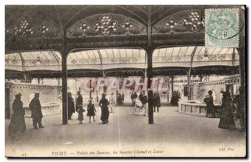 Cartes postales Vichy Palais des Source