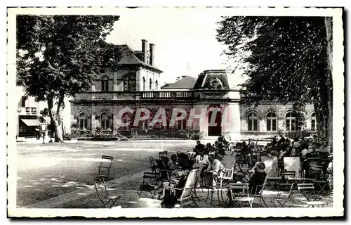 Cartes postales Neris Les Bains Entree du Grand Etablissement Thermal