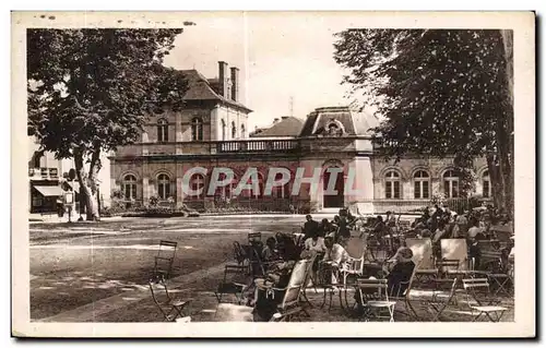 Cartes postales Neris les Bains Allier Entree du Grand Etablissement Thermal