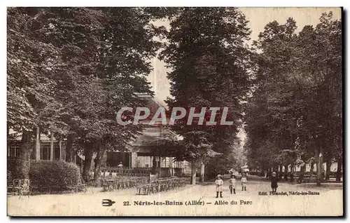 Ansichtskarte AK Neris les Bains Allier Allee du Parc