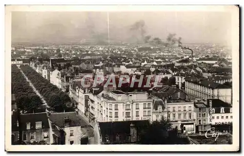 Cartes postales Montlucon Vue generale sur l avenue de la gare et la ville