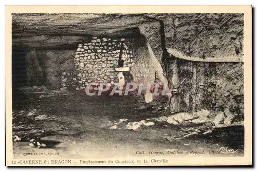 Cartes postales Caverne du Dragon Emplacement du Cimetiere et la Chapelle Militaria