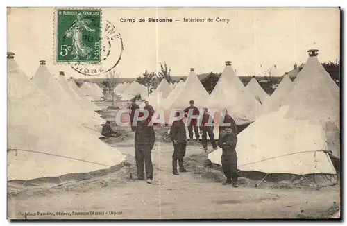 Ansichtskarte AK Camp de Sissonne Interieur du Camp Militaria