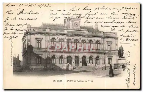 Cartes postales Laon Place de l Hotel de Ville