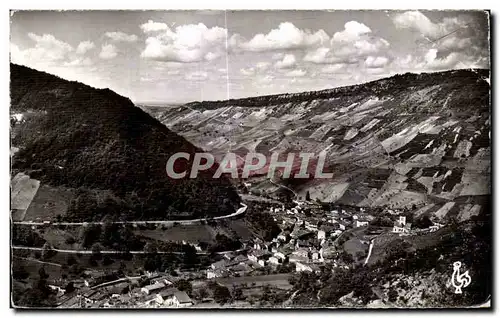 Cartes postales moderne Cerdon Vue generale Les vignobles Le Mont Chatel et les lacets