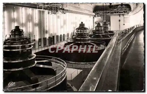 Cartes postales Barrage de Genissiat la salle des Altetnateurs