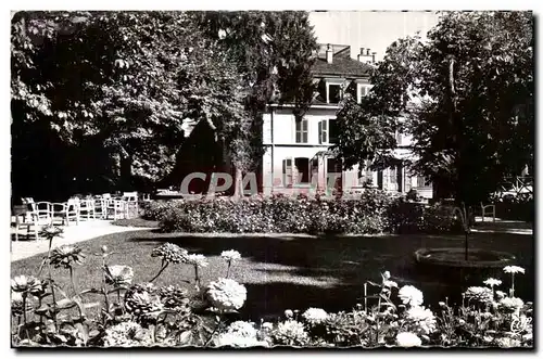 Ansichtskarte AK Divonne les Bains Le Jardin de l Hotel Paris Rome