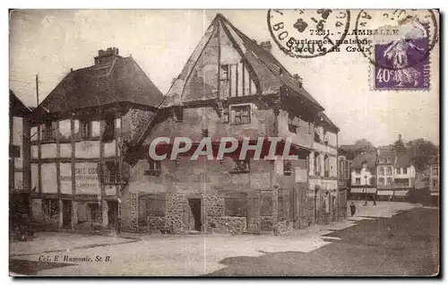 Cartes postales Lamballe Cuvieuses maisons Place de la Croix