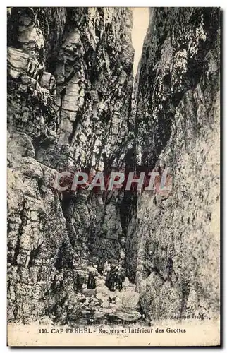 Ansichtskarte AK Cap Frehel Rochers et Interieur des Grottes