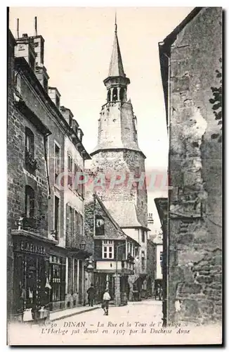 Cartes postales Dinan La Rue et la Tour de l Horloge