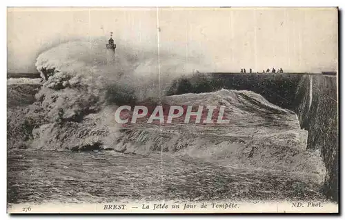 Ansichtskarte AK Brest La Jetee un Jour de Tempete Phare lighthouse