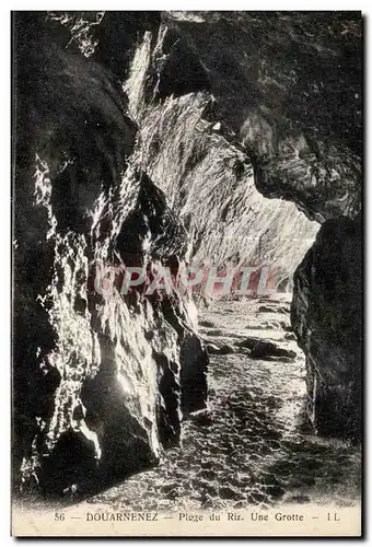 Ansichtskarte AK Douarnenez Plage du Riz Une Grotte