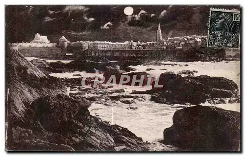 Cartes postales Cote d Emeraude Saint Malo Effet de Lune sur les Remparts