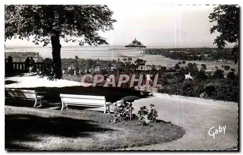 Cartes postales Avranches Le Jardin des Plantes et Vue de La Baie Vers la Mont Saint Michal