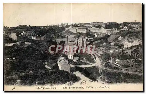 Ansichtskarte AK Saint Brieuc Les Trois Ponts Vallee de Gouedic