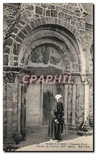 Cartes postales Perros Guirec(Cotes du Nord) Portail de L Eglise Femme Folklore Costume