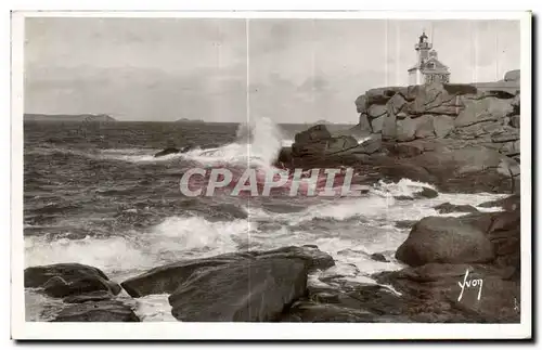 Ansichtskarte AK Ploumanach Les rochers du phare