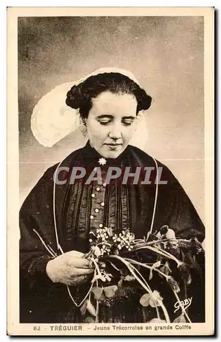Cartes postales Treguier Jeune Trecorroise en grande Coiffe Folklore Costume Coiffe