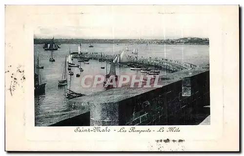 Ansichtskarte AK Saint Malo Les Remparts Le Mole Bateaux