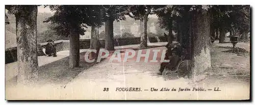 Cartes postales Fougeres Une Allee du Jardin Public