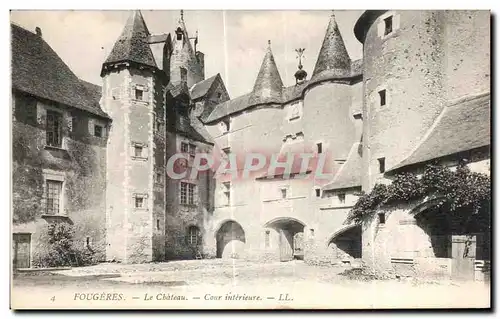 Cartes postales Fougeres Le Chateau Cour interieure