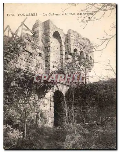 Cartes postales Fougeres Le Chateau Ruines interieures