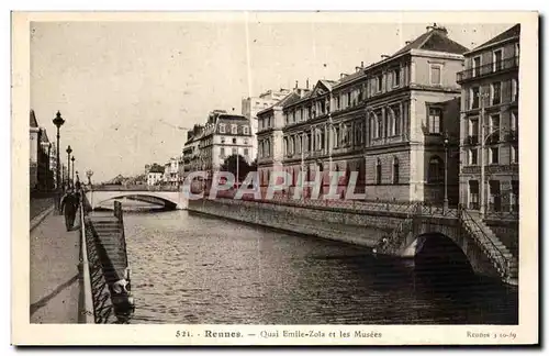 Ansichtskarte AK Rennes Quai Emile Zola et les Musees