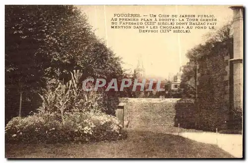 Ansichtskarte AK Fougeres Un Coin du Jardin Public Au Premier Plan A Droite La Tour