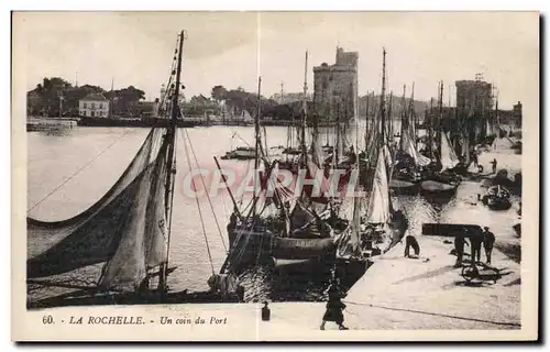 Ansichtskarte AK La Rochelle Un Coin Du Port Bateaux