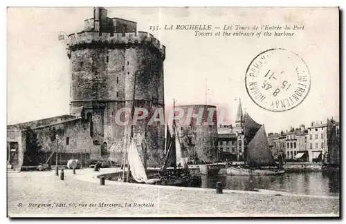 Cartes postales La Rochelle Les Tours de L Entree du Port Towers at the entrauce of the Harbour Bateaux