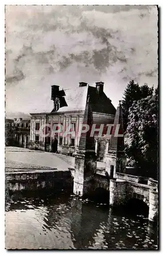 Cartes postales Chateau De Tanlay (Yonne) Entree sur la Cour Verte