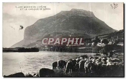 Cartes postales Les Bords de L isere et Le casque de Neron Moutons