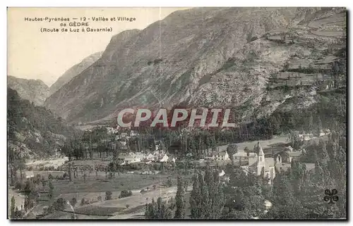 Cartes postales Hautes Pyrenees Vallee et Village de Gedre (Route de Luz a Gavarnie)