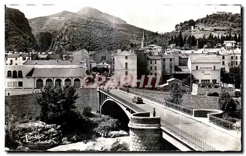 Ansichtskarte AK Amelie Les Bains Perle des Pyrenees Le pont sur le Tech et le nouveau casino