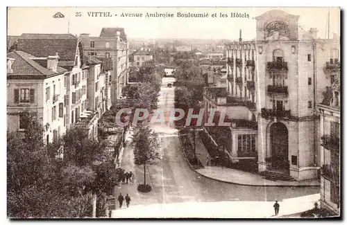 Cartes postales Vittel Avenue Ambroise Bouloumie et les Hotels