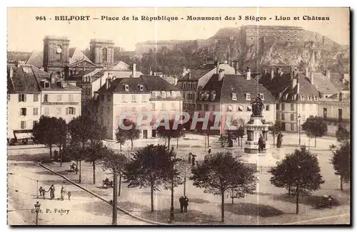 Ansichtskarte AK Belfort Place de la Republique Monument des Sieges Lion et Chateau