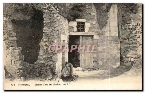 Ansichtskarte AK Chinon Maison dans Les Rochers