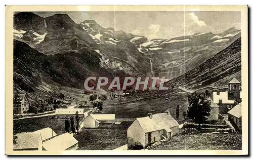 Cartes postales Gavarnie Le Cirque Vu de Village