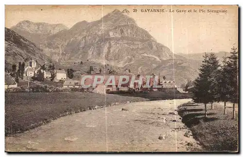 Cartes postales Gavarnie Le Gave et Pic Secugniac