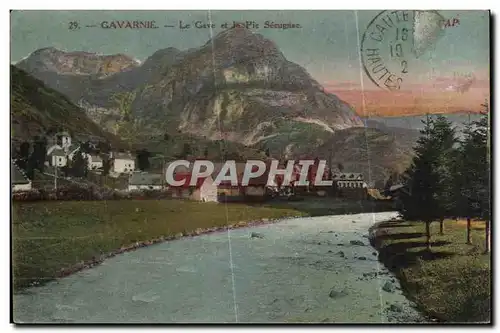 Cartes postales Gavarnie Le Gave et Pic Secugniac