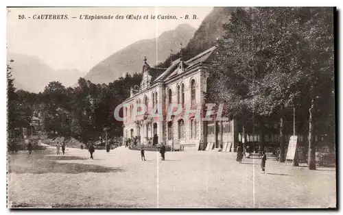 Ansichtskarte AK Cauterets L Esplanade des Oeufs et le Casino