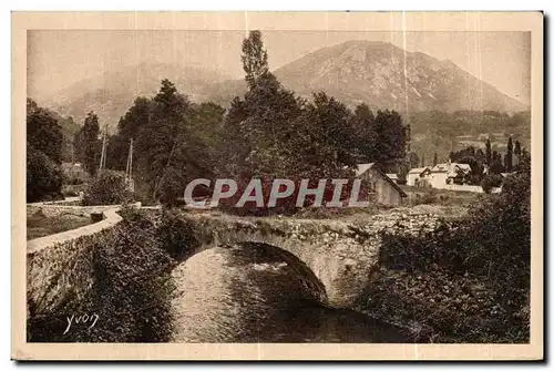 Ansichtskarte AK La Douce France Les Pyrenees Argeles Gazost Le Vieux Pont Panorama vers Leitous