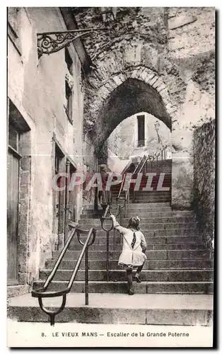 Cartes postales Le Vieux Mans Escaller de la Grande Poterne Enfants