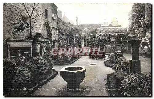 Cartes postales Le Mans Maison dite de la Reine Berengere la cour