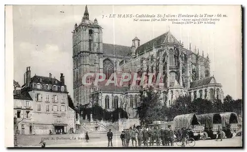 Ansichtskarte AK Le Mans Cathedrale St Julien Militaria