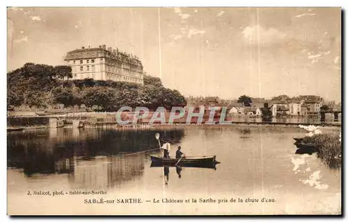 Ansichtskarte AK Sable Sur Sarthe Le Chateau et la Sarthe prise de la chute d eau