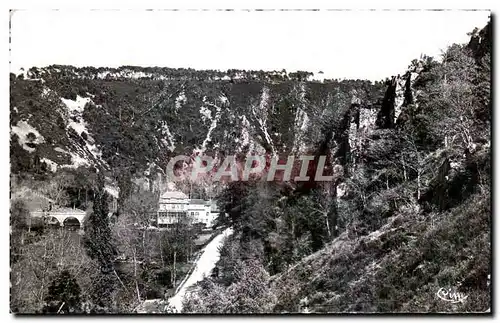 Cartes postales St Leonard des Bois Le Touring Hotel et le Haut Fourche